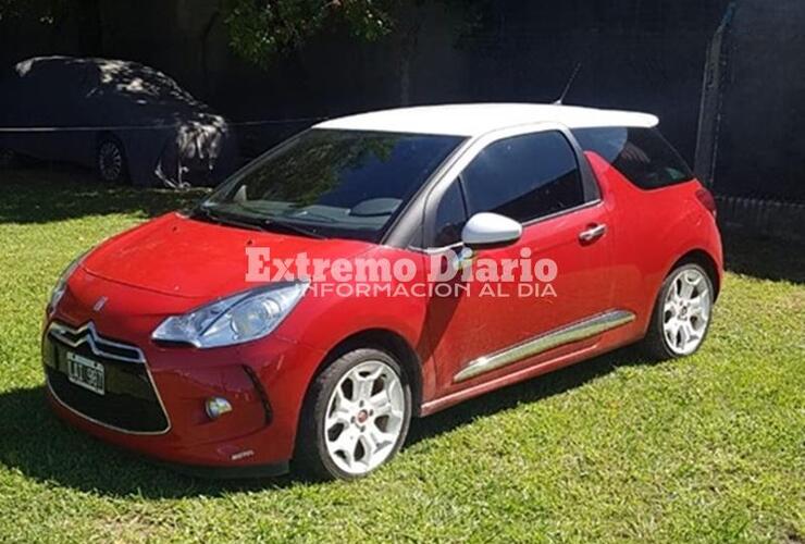 Imagen de Le robaron el auto que tenía estacionado delante de su casa