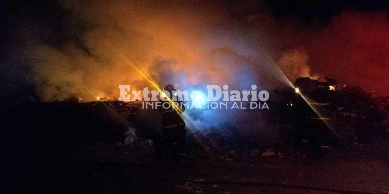 Imagen de Incendio en el predio del ex basural en Fighiera