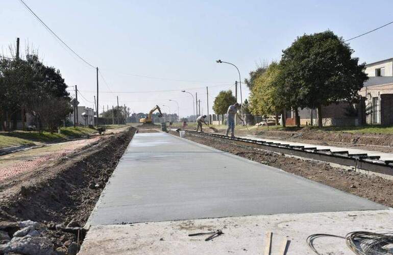 El proceso dejará un boulevard en la avenida más ancha de la localidad.