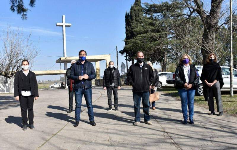 La funcionaria del Gobierno Provincial visit&oacute; la vecina localidad.