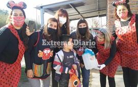 Imagen de Entregaron regalitos a los peque&ntilde;os que asisten al Centro de Cuidado Infantil
