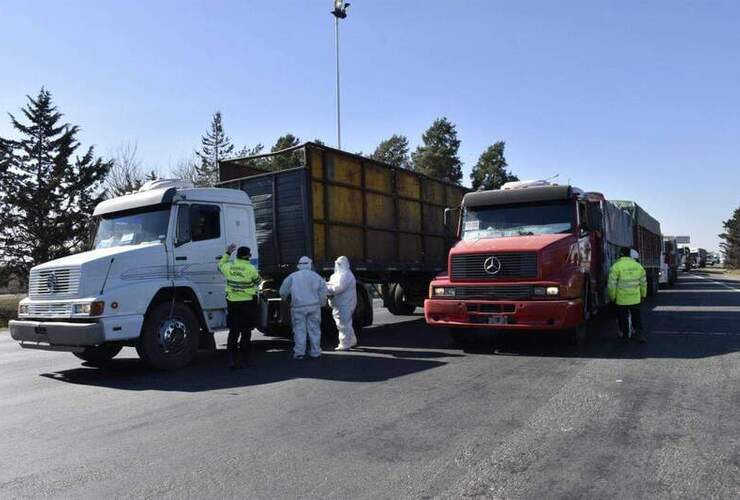 Personal del CIC y el SIES, frente a los controles con las fuerzas de seguridad.