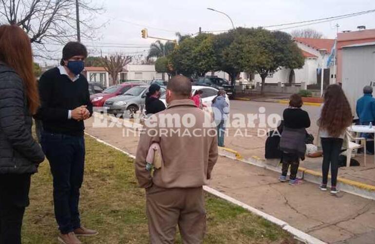 Se realizó esta mañana frente al edificio comunal