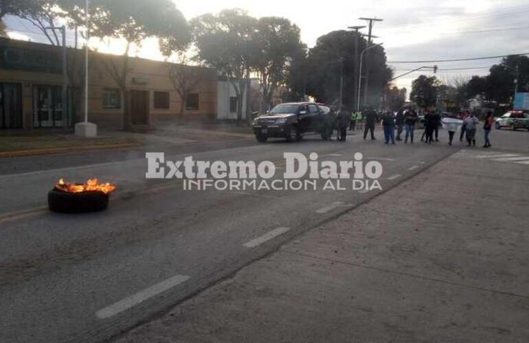 Vecinos volverían mañana a juntarse en el mismo lugar.