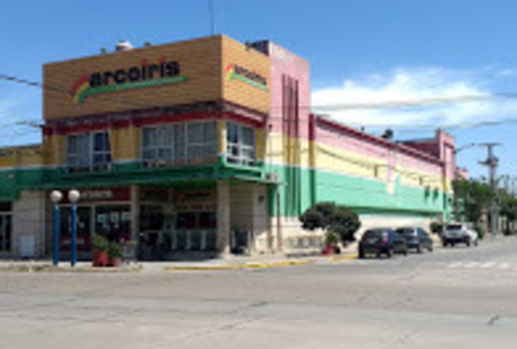 Imagen de Arco Iris Premium cierra el fin de semana por un caso positivo