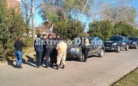 Imagen de Detienen un veh&iacute;culo que intent&oacute; escapar de GUM