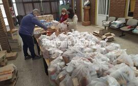 Imagen de Entrega de viandas a alumnos de la EETP N&deg; 650