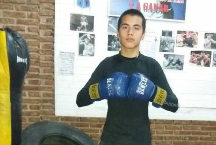 Esta mañana su mamá contó sobre la cirugía a la que debió someterse de emergencia el joven pugilista.