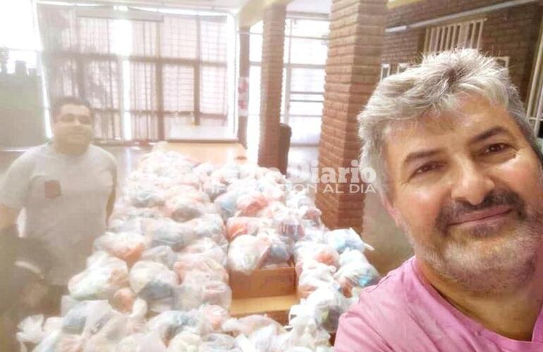 Imagen de Entrega de viandas a alumnos de la EETP N° 650