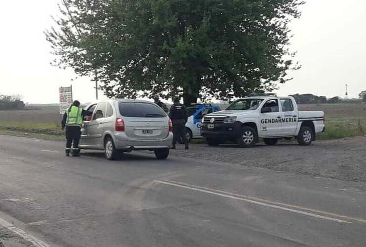 Imagen de 70 vehículos fueron rechazados en los accesos a la localidad