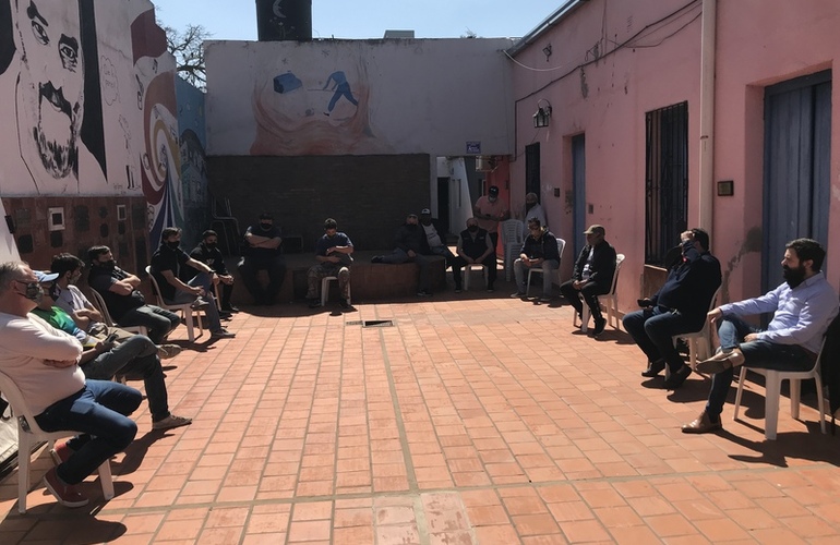 Imagen de Reunión entre Pescadores y autoridades municipales, para que la Pesca vuelva a ser habilitada