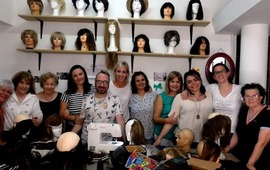 Confeccionan pelucas con donaciones de cabello
