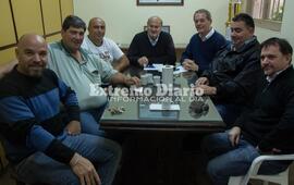 Los agencieros en una de las &uacute;ltimas reuniones con el Concejo