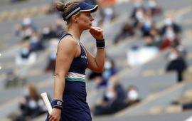 Imagen de La tenista rosarina Nadia Podoroska perdi&oacute; en Semifinales de Roland Garros ante la polaca Swiatek