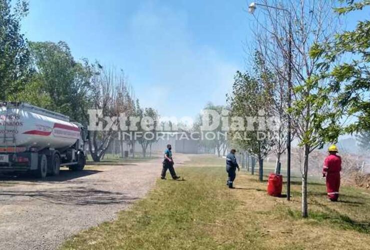 Imagen de Incendio de gran magnitud en el Club de Pescadores