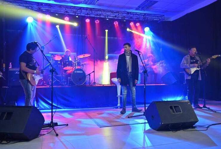 El show del grupo local será visto en toda la provincia.