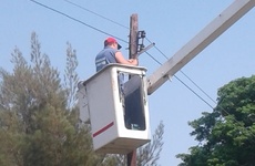 Imagen de Reparación de luminaria en los barrios ribereños