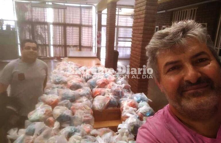 Imagen de Entrega de viandas a alumnos de la EETP N&deg; 650