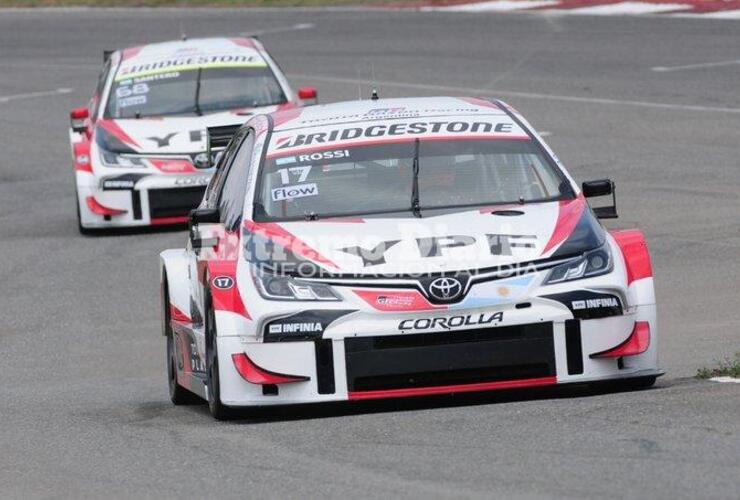 Imagen de Matías Rossi se quedó con la pole del STC2000 en Córdoba...