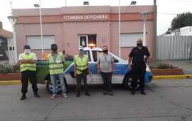 Personal de tr&aacute;nsito comunal y autoridad policial