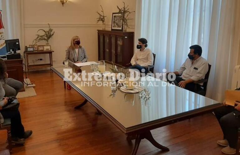 La Vicegobernadora recibi&oacute; a autoridades comunales y dirigentes