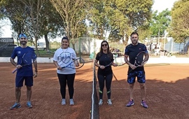 Imagen de Torneo de �Dobles Mixto� en Central Argentino