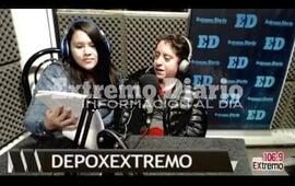 Jos&eacute; y su novia Camila en su programa de Radio Extremo