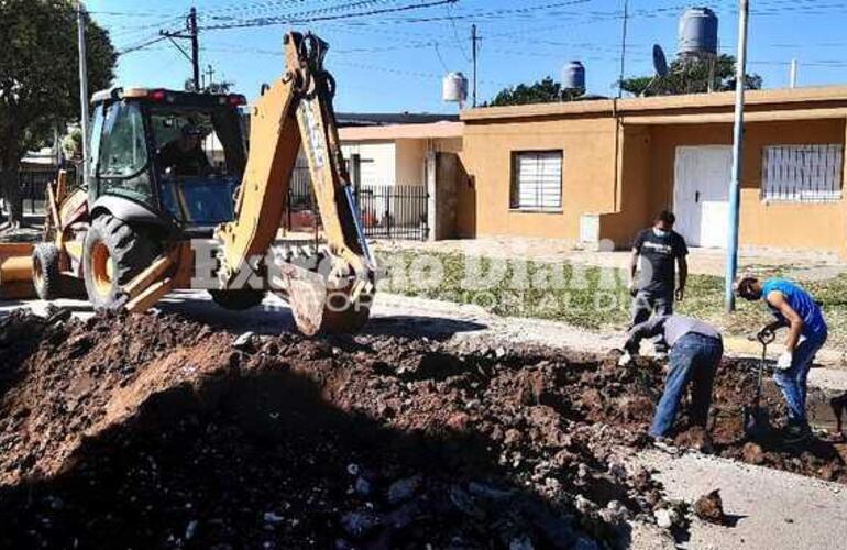 Realizan bacheo por calle Belgrano