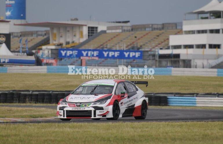 Imagen de Barrichello dueño del sábado...