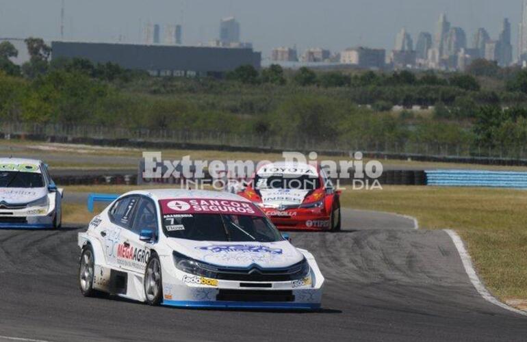 Imagen de Aramendía ganó en el TC2000...