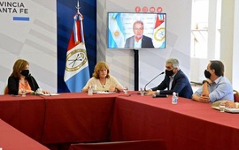 La ministra de Educaci&oacute;n junto al rector de la UNR y el Presidente Comunal de General Lagos Esteban Ferri, en una reuni&oacute;n para avanzar con las gestiones.