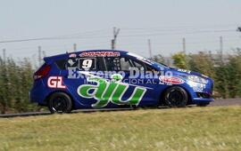 Imagen de Vuyovich campe&oacute;n, Bundziak gan&oacute; la carrera...