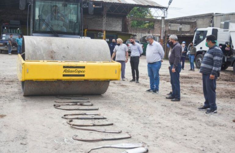 La semana pasada se compactaron 138 ca&ntilde;os de escape irregulares. Lo recaudado por a venta de la chatarra fue para una ONG.