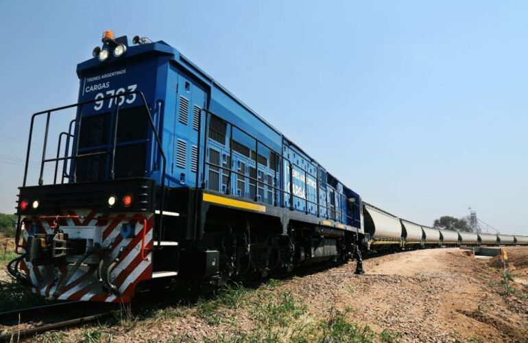 Imagen de Santa Fe recibir&aacute; cerca de 800 millones de d&oacute;lares para invertir en infraestructura ferroviaria