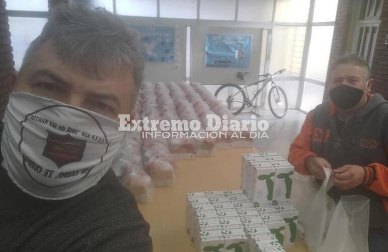 Imagen de Entrega de viandas a alumnos de la EETP N&deg; 650