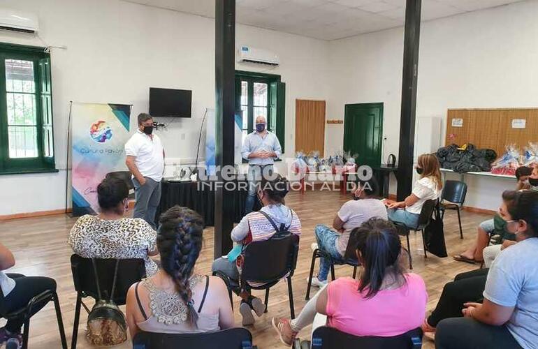 El programa promueve la inclusión socio-económica de 20 jóvenes.