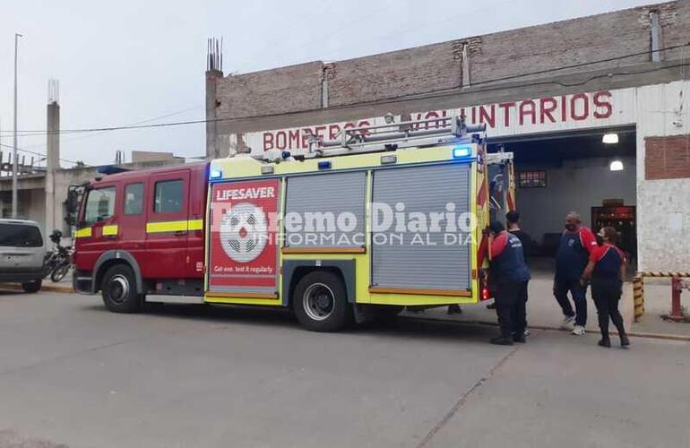 Imagen de Llegó nueva autobomba al cuartel de Arroyo Seco