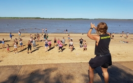 Zumba, algunas de las actividades que se centraron el domingo en la playa.