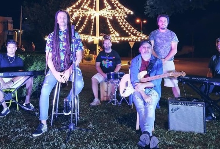 Imagen de Las Sandalias presentan &acute;Nada Especial&acute;