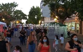 Muchos aprovecharon la jornada del domingo para hacer algunas compras pero se espera que otros tantos copen el centro entre mi&eacute;rcoles y jueves