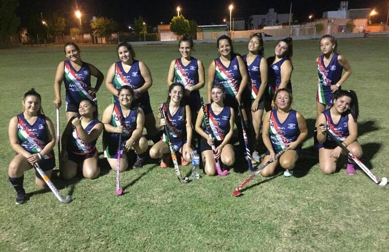 Imagen de El hockey de A.S.A.C., jugó un amistoso ante Atlético Empalme y perdió en Primera División