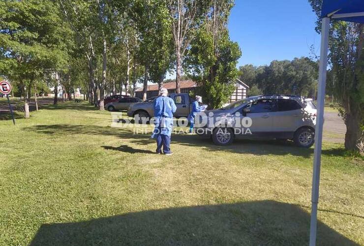 Imagen de Se desarrolló el ´Detectar Auto´, la iniciativa municipal para la detección rápida de coronavirus previa a las fiestas