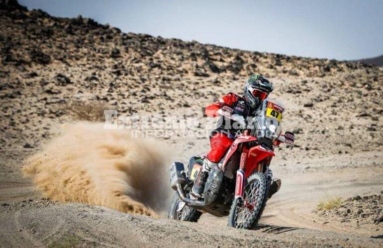 Imagen de Paso la cuarta del Dakar...