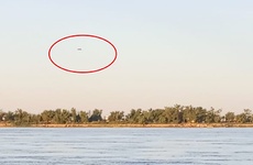 Imagen de Fotografió a un extraño objeto surcando el cielo