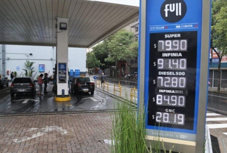 La actualización responde a las subas en los valores de los biocombustibles. (Alan Monzón / Rosario3)