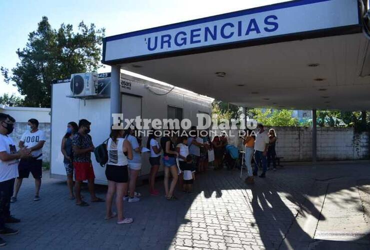 Manifestación frente al hospital el viernes 22 de enero. Foto: Archivo