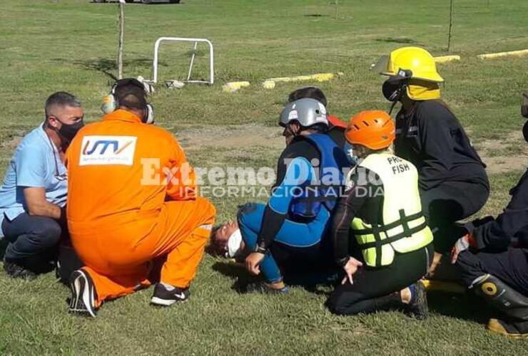 Imagen de Simulacro de accidente en el río