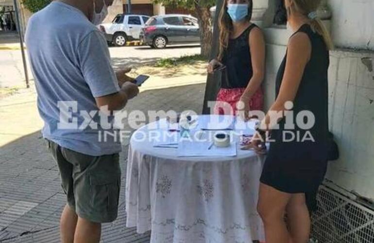 Imagen de Pablo Petta y Agustina Pastinante se reunieron con el Concejo por la vuelta a clases