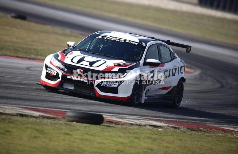 Imagen de El Chetta Racing al TCR South America...