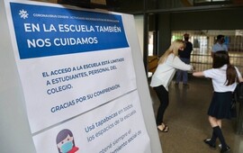 S&eacute;ptimos grados y quinto y sexto de la secundaria, regresan a las aulas. (Alan Monz&oacute;n/Rosario3)